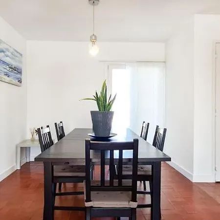 Cozy House In Mindelo By Lovelystay منديلو