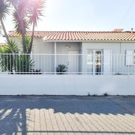 Cozy House In Mindelo By Lovelystay *