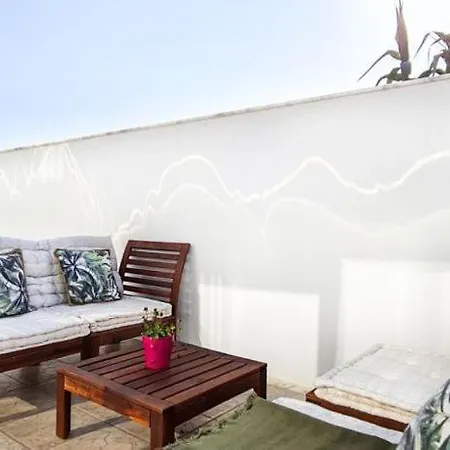 Cozy House In Mindelo By Lovelystay